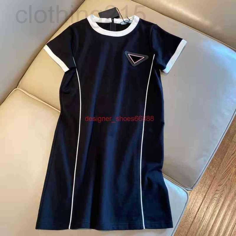 

Skirts&Skorts Designer Women Dress Sleeveless Denim Shirt For Spring Summer Outwear Casual Style With Budge Letter Lady Slim Dresses Belt Pleated Skirt, Black