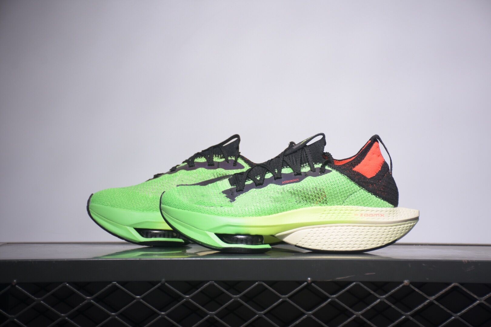 

WITH BOX Designer Wholesale Latest Running Shoes Road Racing Zoom Alpha Next% 2 Proto Green Orange Black Outdoor Sports Shoes For Men Women With Original