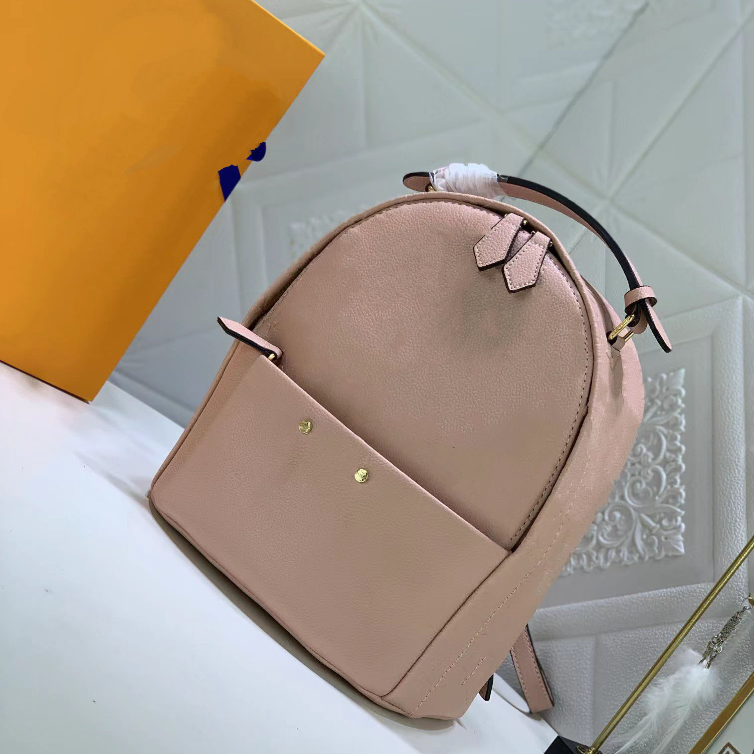 

Top quality famous backpack classic travel bag fashion business notebook bag schoolbag 44019, Pink