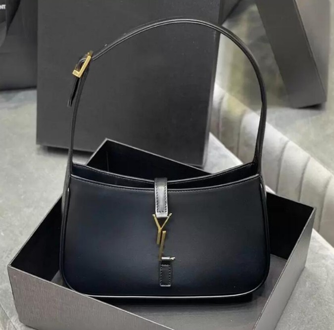 

Top-quality Armpit Bags Classic Leather Designer Handbags for Ladies, Shoulder Bags, Baguette Multi-Color Fashion Bags wholesale, ...