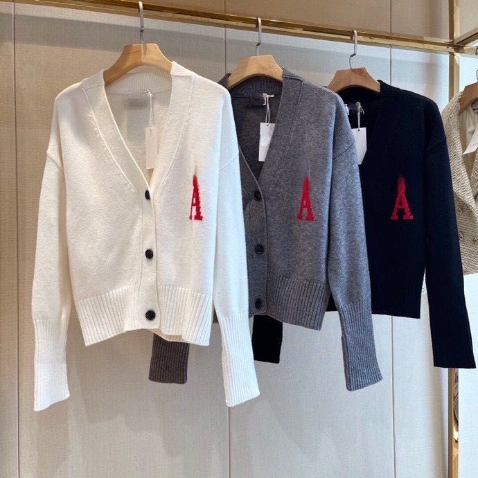 

Designer Sweater Cardigan Designer Cardigan Cardigan Designer Woman Womens Cardigan Cashmere Cardigan Women Long Sleeve Embroidery, Empty bag(not sell separately)