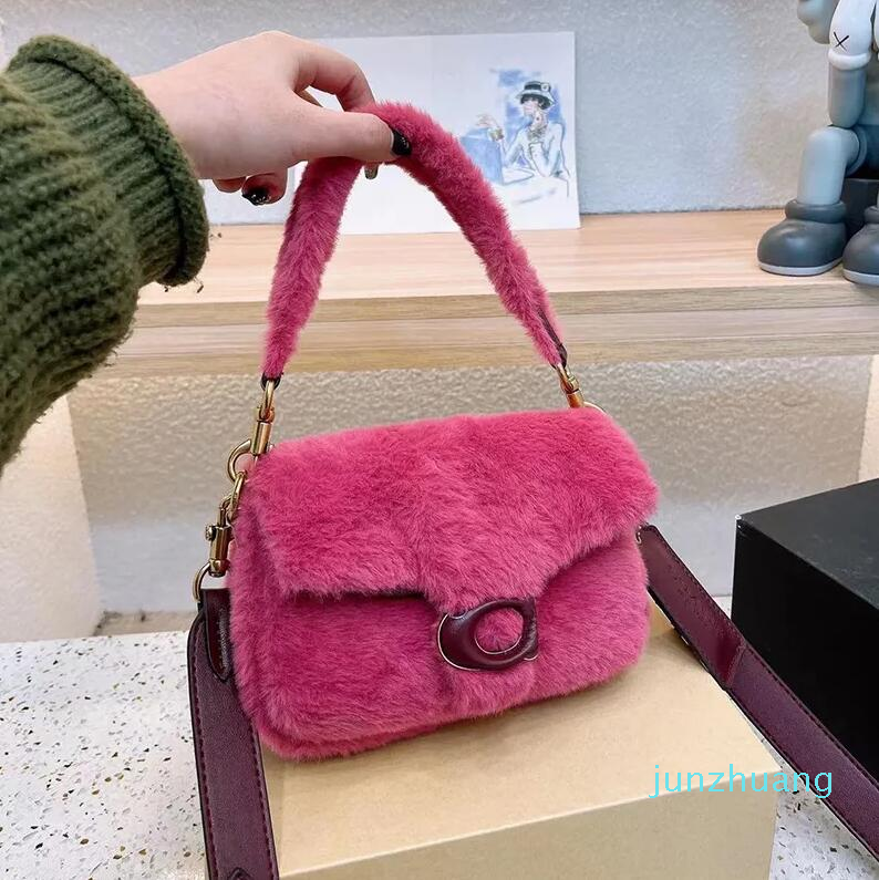 

Clutch 44 Designer Pillow Tabby Clutch Tote Bags Luxurys Fuzzy Wool Shoulder Bags 971 Women Handbags Furry Hobo Totes Men Fashion Purse 2301072D, C3