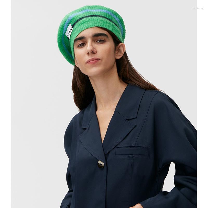 Chapeaux à bord large Ganni Classic Striped Woled Blend Beret Painter Hat Ladies Fashion Casual with Tag