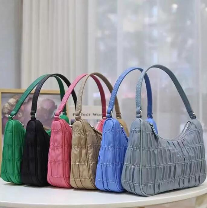 

Designer shoulder bags for women Handbag beach bag small purse cute tote Thread HOBO Nylon Half moon oroton Underarm Chest pack Zipper Pleated Purse Luxury wallet, Black