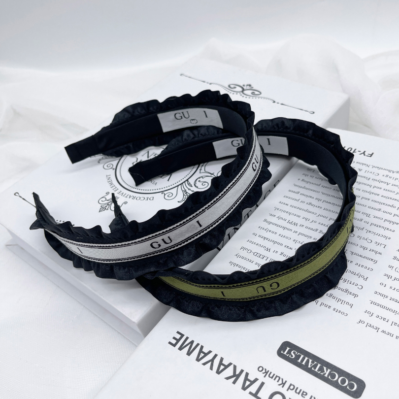 

Korean Designer Hair Band Oil Painting Letters Vintage Classic Logo Letter Hairpin Fashion Womens headband White Green Popular Brand Hair Accessories, White hairpin