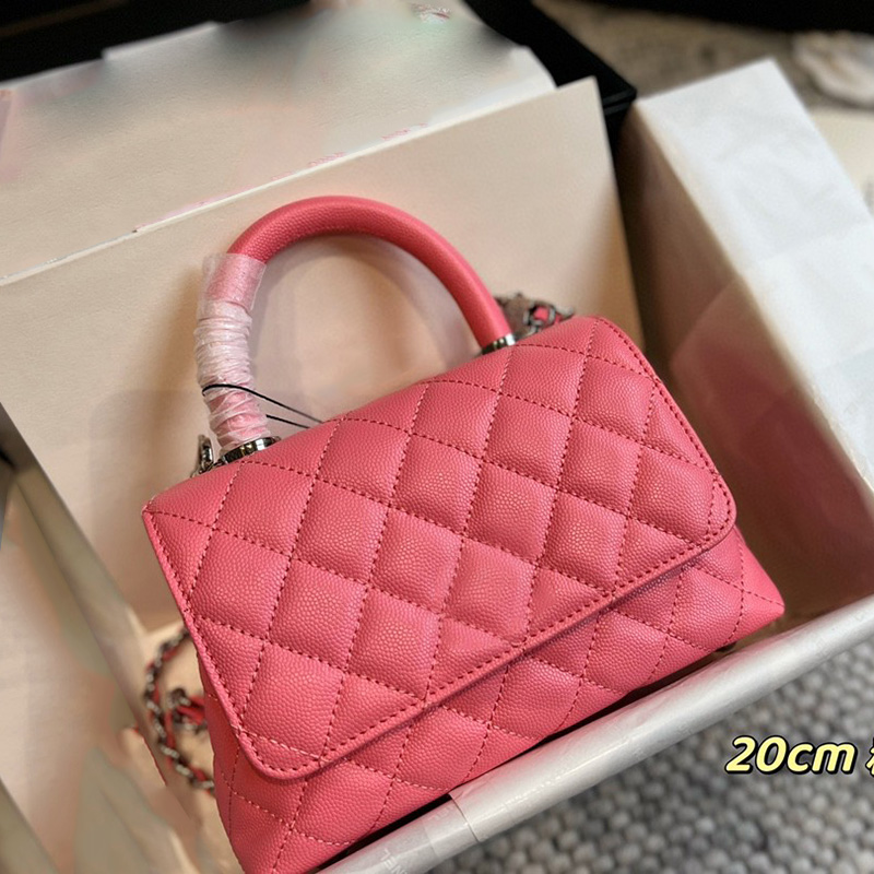 

2022 W France Womens Crossbody Shoulder Designer Bags Classic Mini Flap Quilted Top Handle Totes Multi Pochette Purse Silver Hardware Luxury Designer Handbags 20CM, Pink