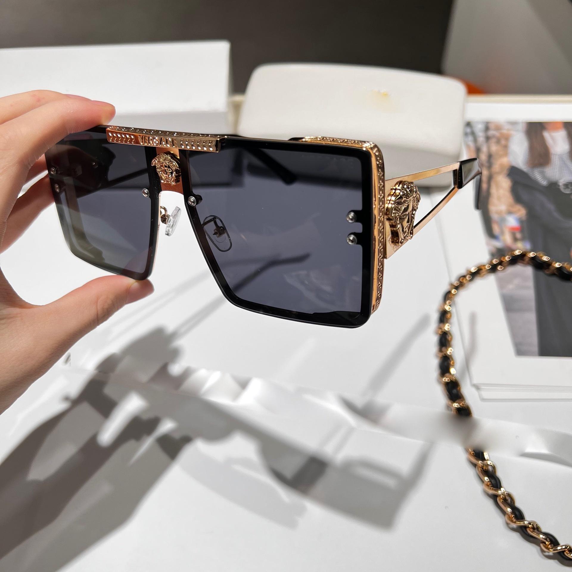 

Luxury Designer Sunglasses Men Women Outdoor Windproof Eyewear PC Frame Fashion Classic Lady2023