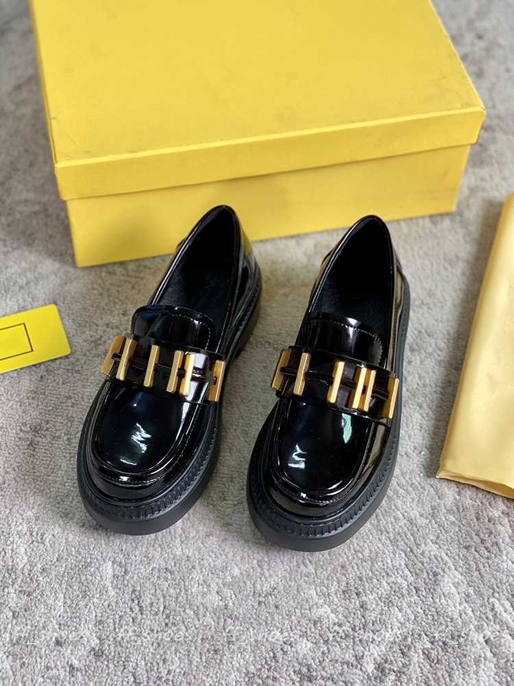 

2023 Loafers Women Designer Dress Shoes New Fashion Platform Sole Black White Casual Leather Shoe Sneakers Classic Loafer with Metal Letters Origin Quality Eur Size, Grey