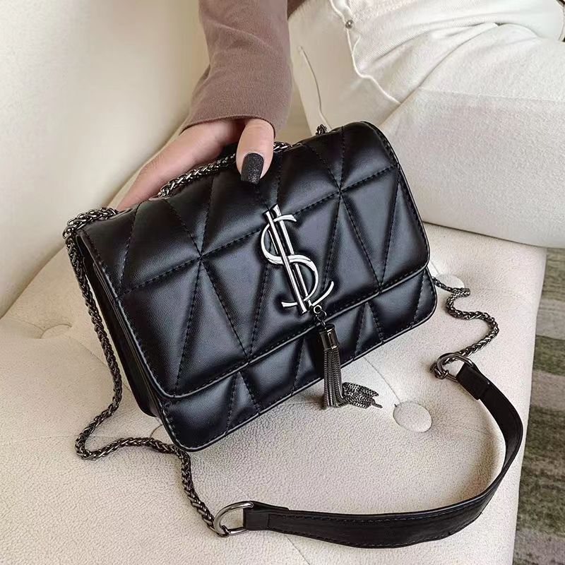 

2023 brand Luxury Handbags Designer leather Shoulder handbag Messenger female bag Crossbody Bags For Women sac a main Chains Tassel Thread Diamond Lattice, Black embossing
