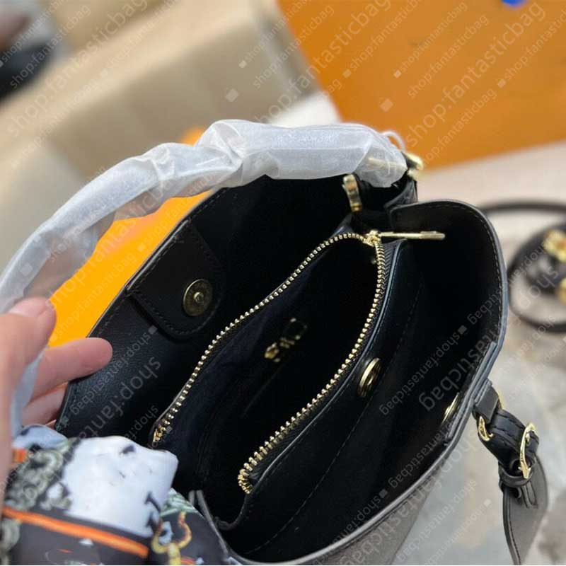 

Women's bucket bag can be slung back single-shouldered super capacity