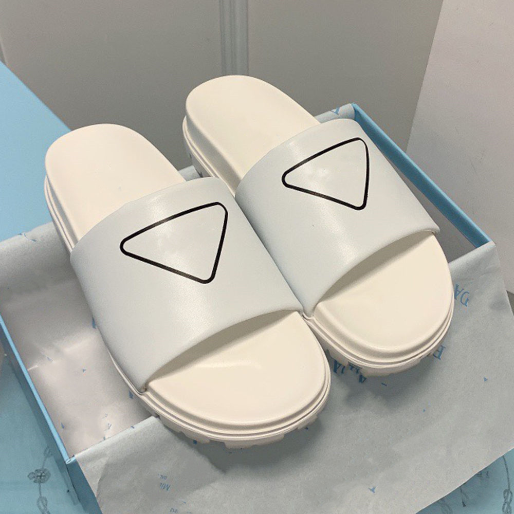 

Women Slippers Enameled triangles sandal Luxury woman shoes leather slides Crossover slide plush womens sandals 01