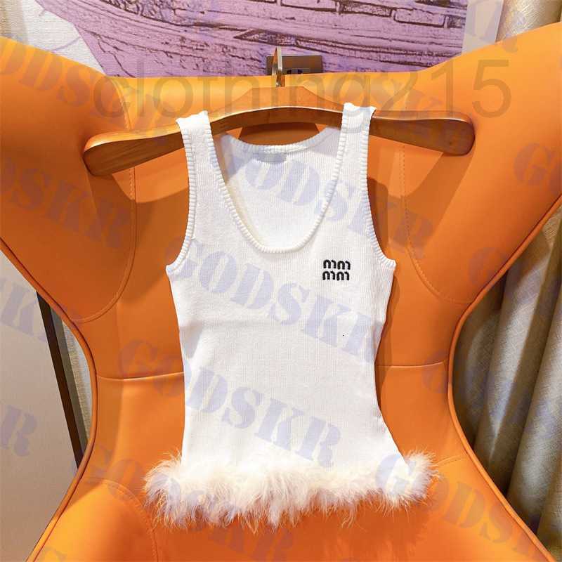 

Women' Tanks & Camis Designer Womens Plush Tank Top Textile Letter Embroidery Sweater For Women Fashion Ladies Vests Tops Two Colors 3JIC, Please contact me real pictures