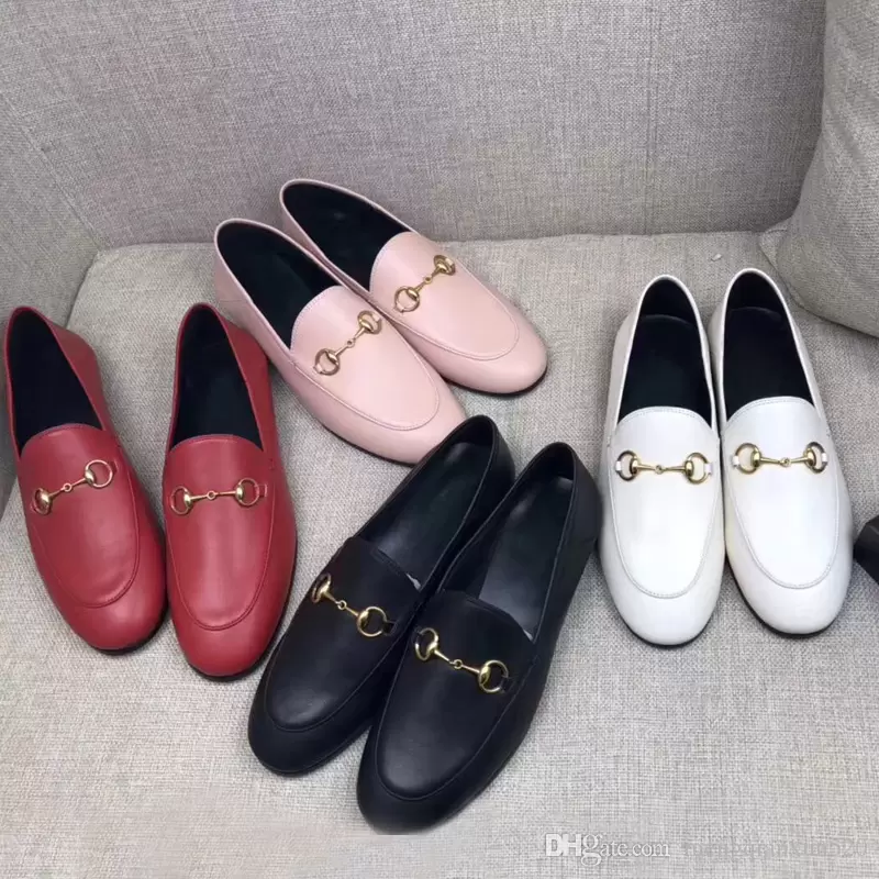 

classic women Dress shoes Authentic cowhide Metal buckle Ladies leather Letter flat designer casual shoe Mules Men Trample Lazy Loafers Large size 35-42 with box, White strawberry