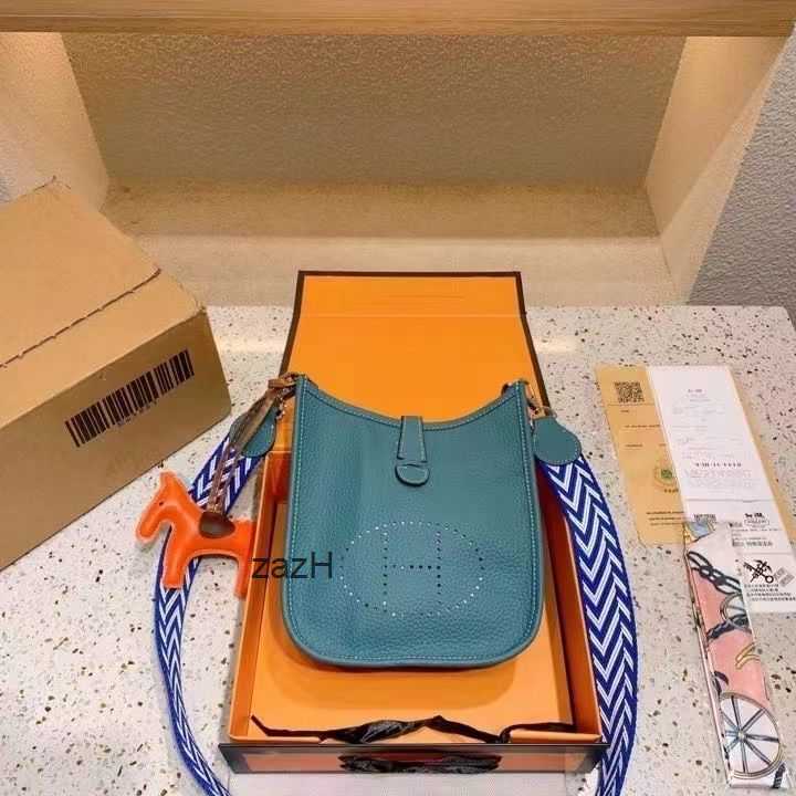 

Women's Herme Bucket Bags Togo 2023 Evelynes Hollow Tote Cow Bag 19cm Litci First Layer Single Soulder Messenger Evelyn 5p3k, Elephant gray