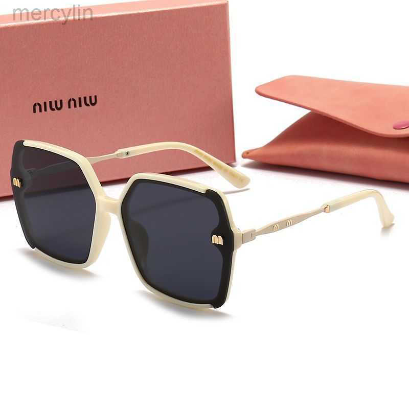 

Designer Sunglasses Miui Fashion Trend Men's And Women's Large-frame Sunglasses Tourist Street Photo Anti-glare Sunglasses White