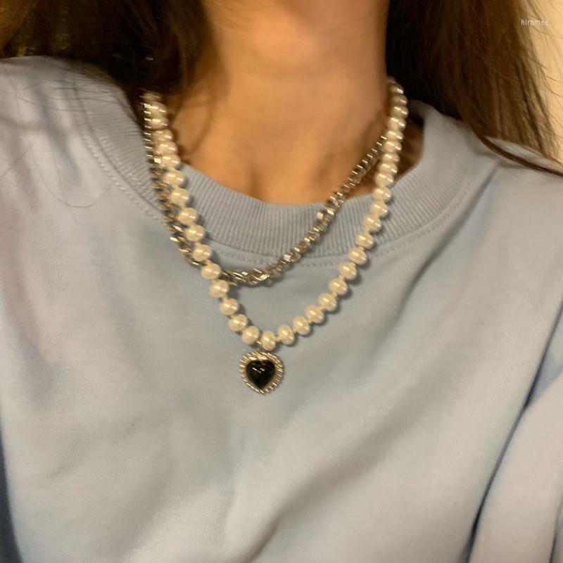 

Chains Exaggerated Personality Thick Chain Punk Necklace Creative Black Peach Heart Clavicle Pearl