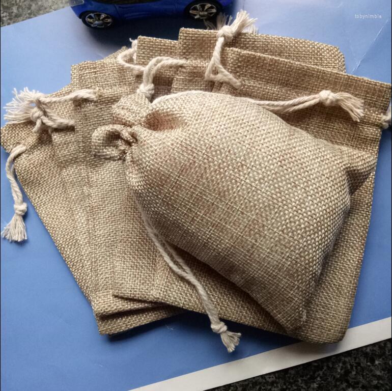 

Jewelry Pouches 2023 High Quality Lowest Price Fashion Burlap Bag Drawstring Gift Bags Wedding Candy Packaging Wholesale