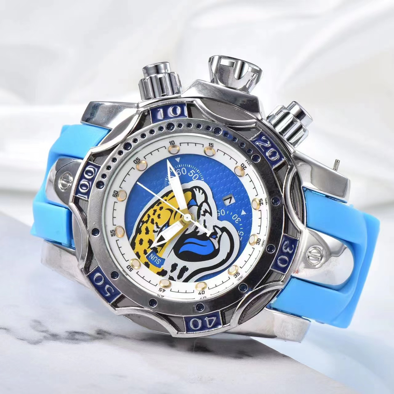 

Independent station cross-border watch hot sell Ininvic large dial tape team watch sports men's watch, Multi-color