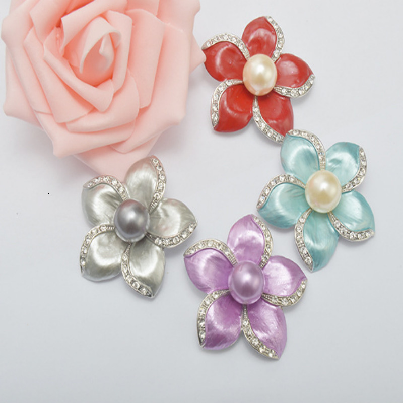 

Pins Brooches Fixed Clothing Accessories Female Simple Graphic Suit Highgrade Flower Petals Shape Brooch 230216