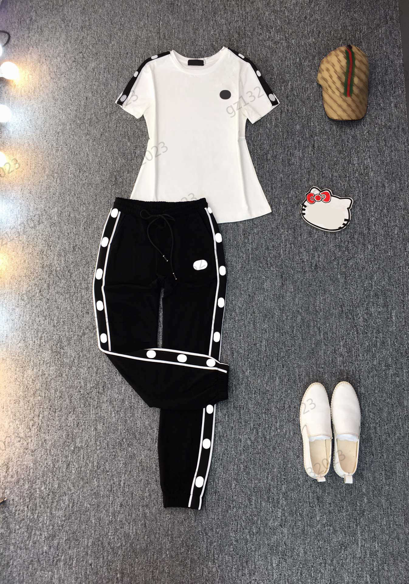 

Summer Two Piece Pants Brand Logo Embroidery Simple Joker Short Sleeve T-shirt Side Letter Webbing Fashion Designer Pants 3 Colors Clothing Women
