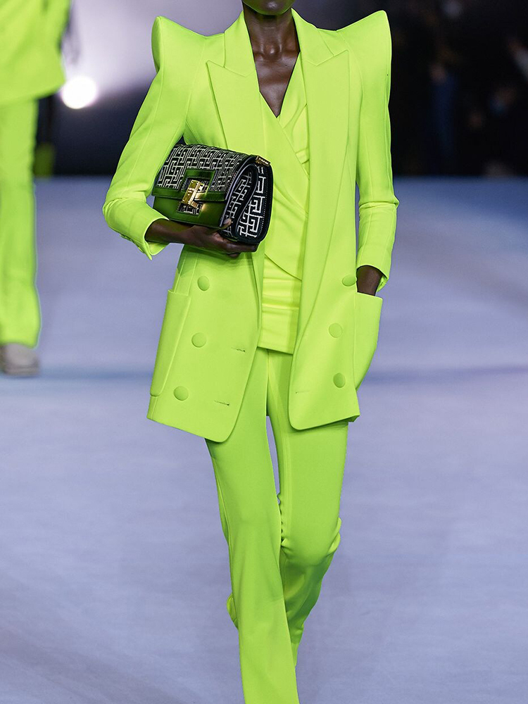 

Womens Suits Blazers HIGH QUALITY est Fashion Designer Jacket Women Strong Shoulder Double Breasted Long Blazer Fluorescein 230216, The pants pink