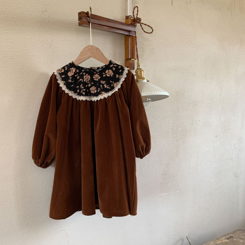 

Girls Dresses Runs Half Size Bigger Fall Girl Velvet Retro Children Floral Patchwork Clothes Kids Sweet Princess #7122 230217, Dark brown romper