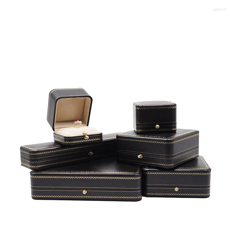 

Jewelry Pouches Black Leather Paper Christmas Gift Box Wedding Ring Case And Organizer With Bracelet Bangle Pendant