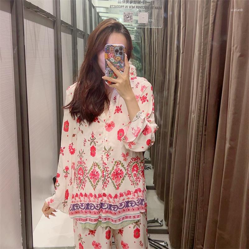 

Women's Blouses Summer Women's Retro Loose And Thin All-match Long-sleeved Flower Print Shirt, Multicolor