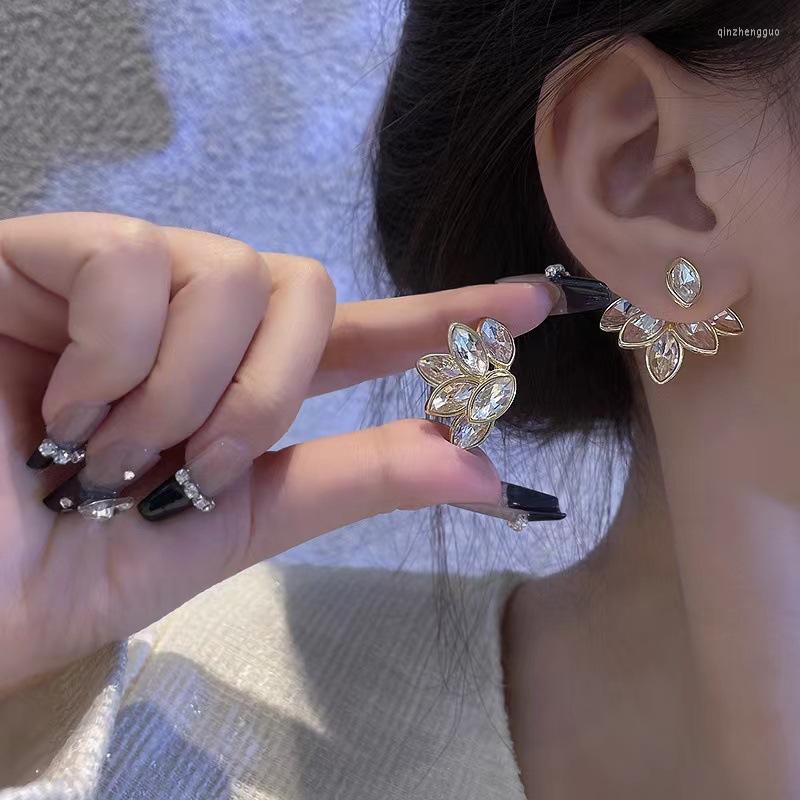 

Stud Earrings South Korea's Two-wear Personality Rhinestone Temperament Flower