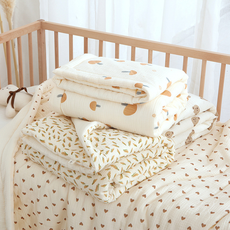 

Blankets Swaddling Winter Quilt for Baby Crib Soft Infant Bedding Muslin Comforter Thick Blanket Kindergarten Children's Bed Quilts 110X130cm 230216, Mushroom