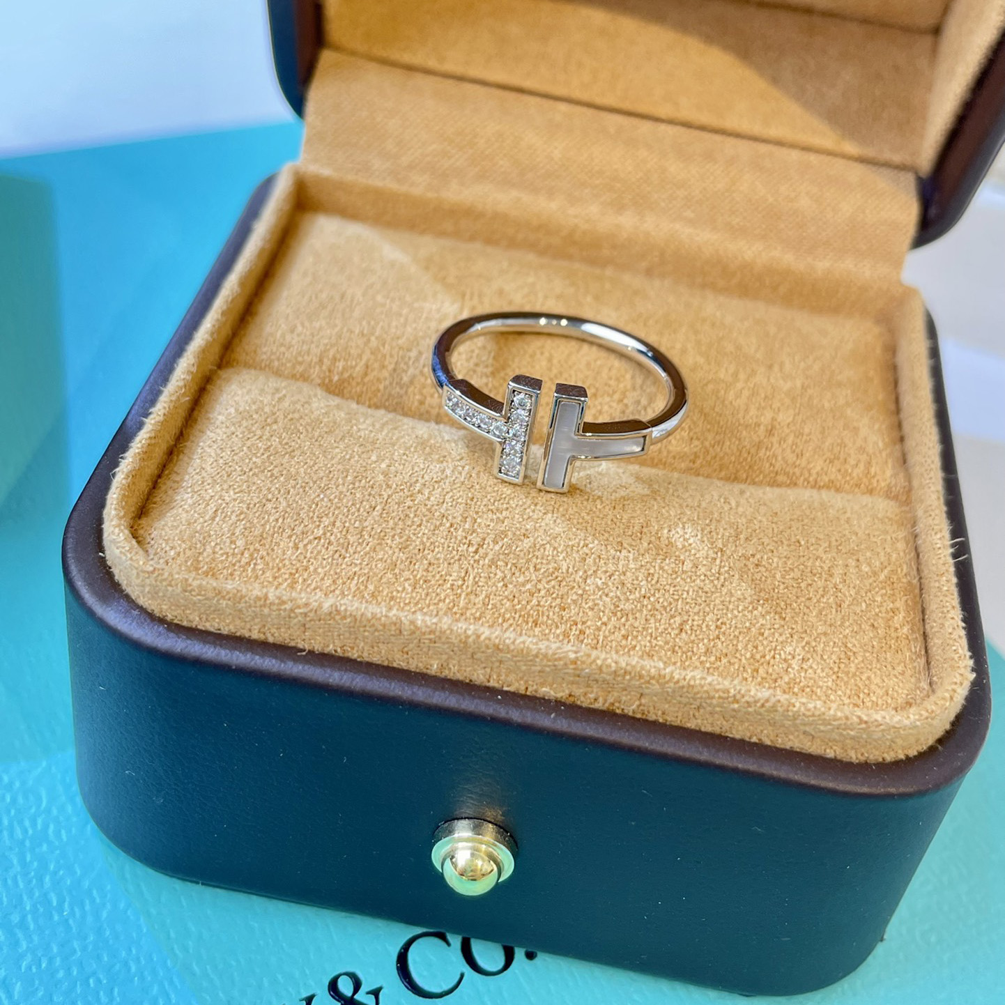 

Luxurys Designers Ring Classic Styling Simples Design Sense Gold Silver Rose Gold Ring Ladies Classic Diamond Rng Simple rings Birthday Gift very beautiful