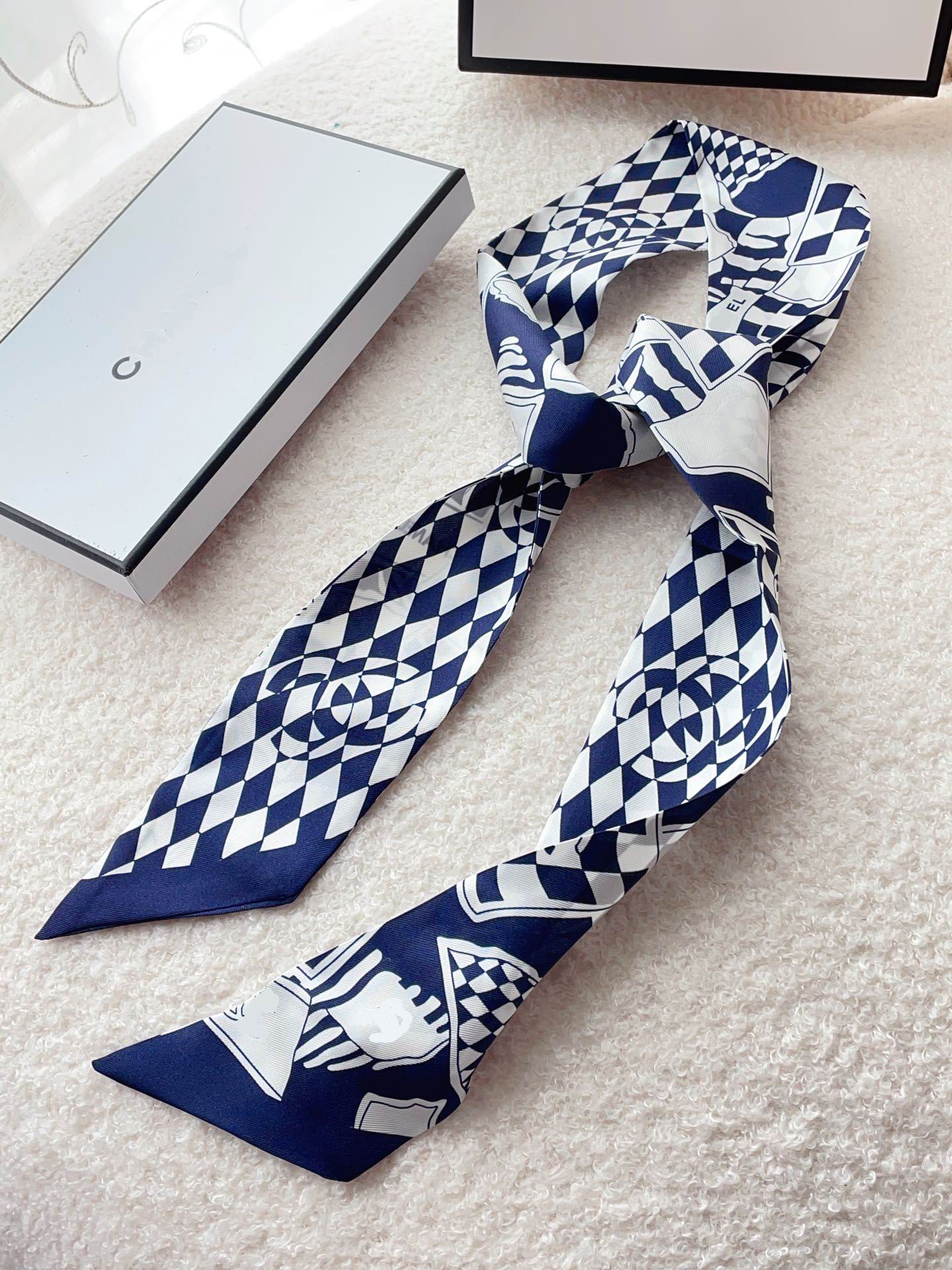 

silk scarfes Designer Letters Print Floral Silk Scarf Headband for Women Fashion Scarves Shoulder Tote Luggage Ribbon Head Wraps Double ribbon Ladies gift