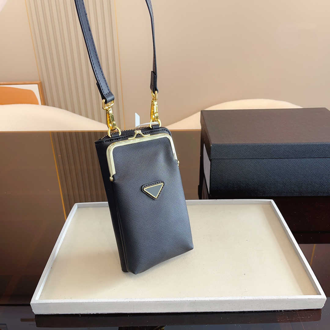 

HOT Triangle logo designer bag 6 color woman handbag phone luxury bag mini shoulder bags designers women crossbody Bags fashion all-match wallet coin purse handbags, Pdf01 11x3x19cm