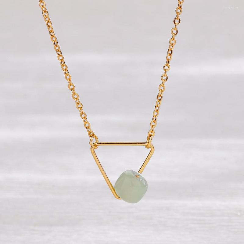 

Choker VOQ Silver Color Fashion Simple Hetian Jade Necklace Triangle Clavicle Chain Gold Plated 18K Jewelry Necklaces