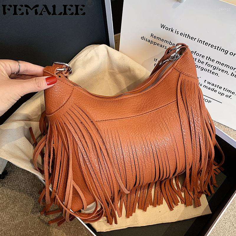

Shoulder Bags Luxury Female Bohemia Messenger Bag Hippie Gypsy Boho Tassel Handbags Ethnic Fringed PU Leather, Beige