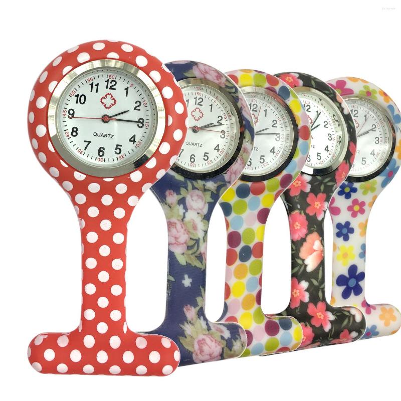 

Pocket Watches 5pcs Set Round Clip Silicon Rubber FOB Watch Women Docter Hanging Gift Floral Printing, Polka dot set