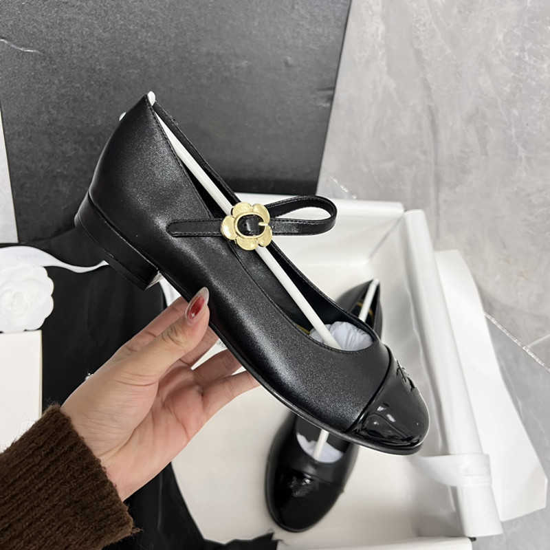 

C high heels designer sandals women's patent leather Mary Jane round Head dress shoes Thick Round Toe Pumps plaid shoes, Real pcs pls contact