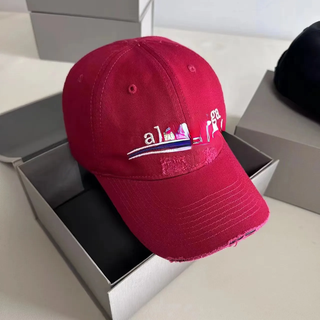 

Quality Embroidered Letter Baseball Cap Shade Vintage, Red