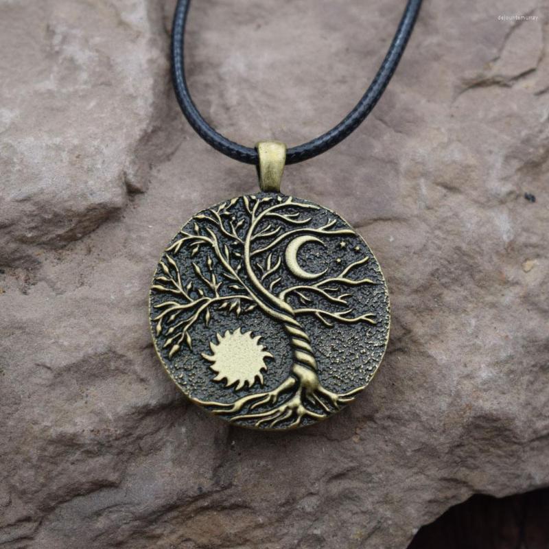 

Chains 12pcs Fashion Tree Of Life Moon And Sun Necklace