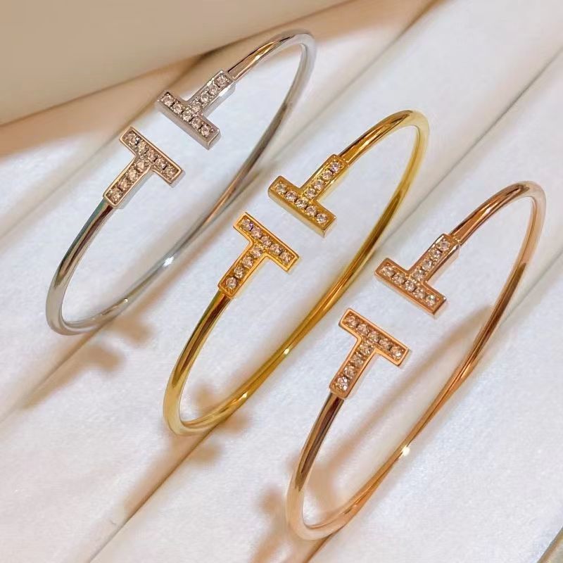 

gold bangles for women Designer bracelet Women Charm bracelet Trend fashion studded with diamonds high quality bracelets boutique gift jewelry