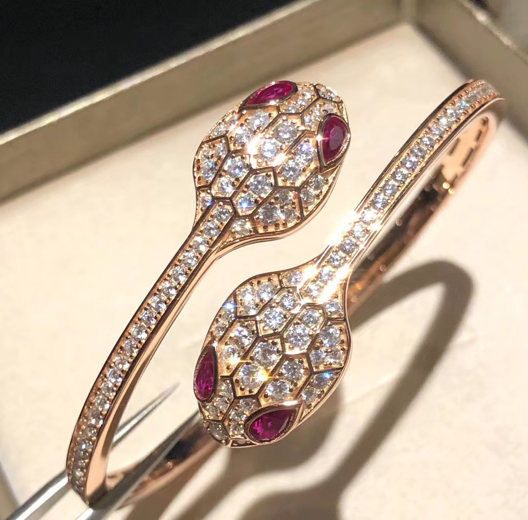 

gold bangle bracelet Designer Gold Bracelet Women's Stainless Steel full of diamonds luxury bracelet for woman Fashion Bangle silver torque bangle B 01