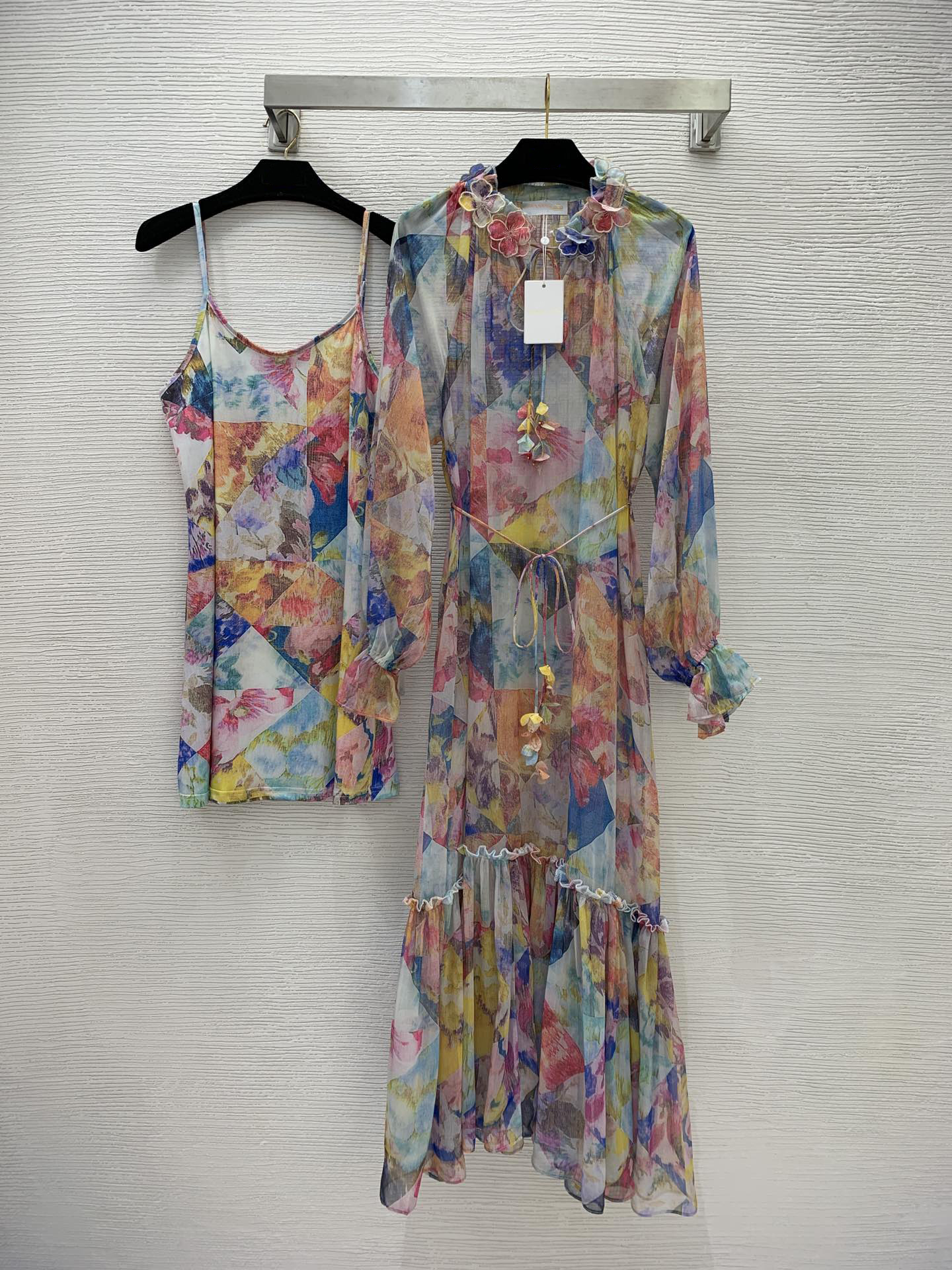 2023 Spring Multicolor Floral Print Embroidery Silk Dress Long Sleeve V-Neck Waist Belted Midi Casual Dresses Brand Same Style Designer ZW2O2585