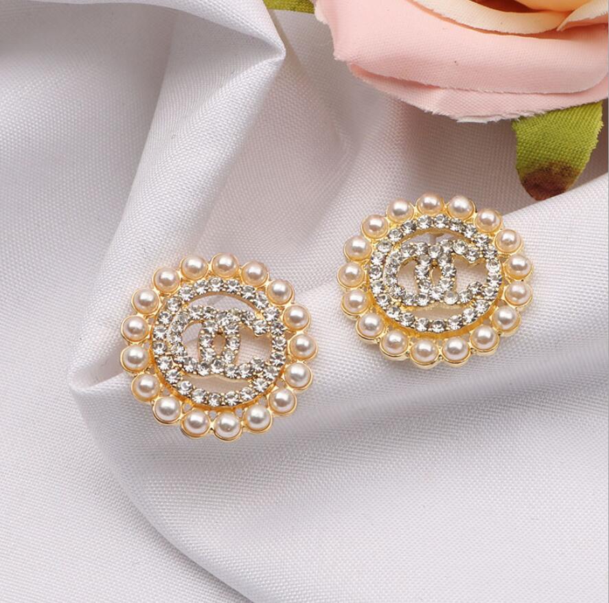 

Classics 18K Gold Plated 925 Silver Luxury Brand Designers Letters Stud Geometric Famous Women Round Crystal Rhinestone Pearl Earring Wedding Party Jewerlry