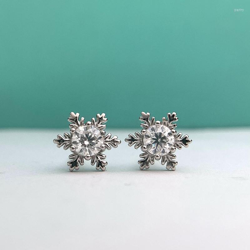 

Stud Earrings Trendy 0.8ct Moissanite Snowflake Women 925 Sterling Silver D Color Moissanita Diamond Pass Gift