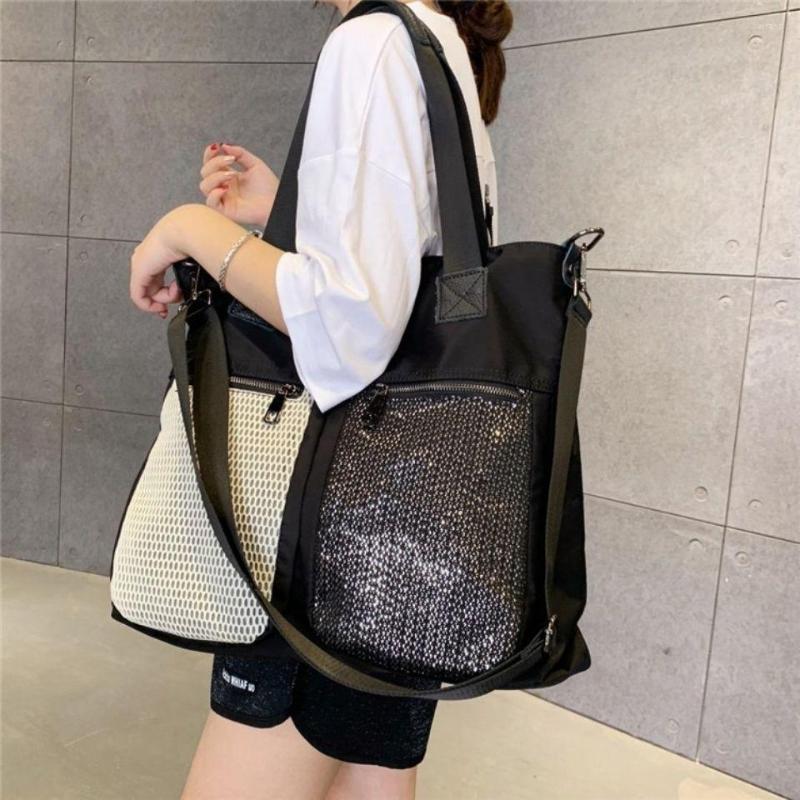 

Evening Bags It Big Pocket Women Shoulder Bag 2023 Sequins Luxury High-end Handbag Brand Contrasting Color Nylon Durable Messenger Ita, Black white
