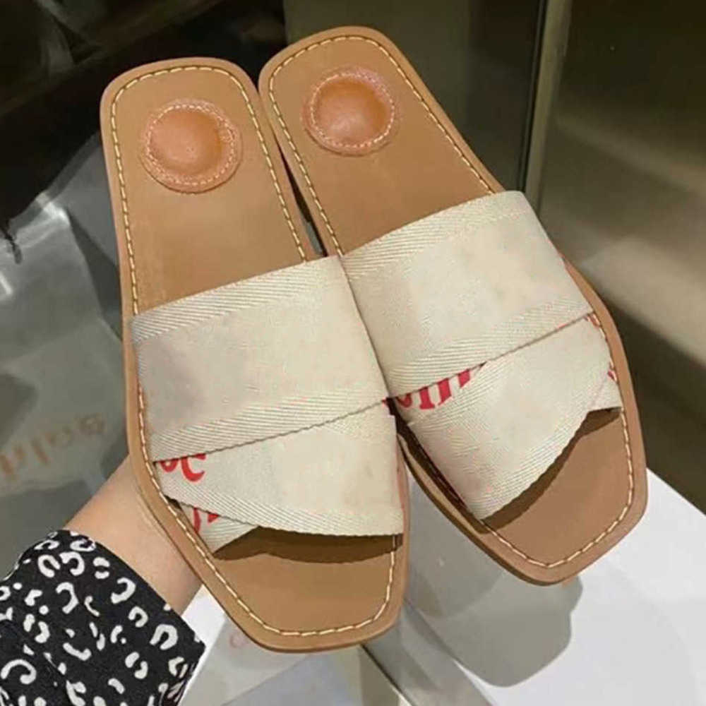 

Woody Flat Mule Sandal Designer Shoe Women Canvas Print Embroidered Slides Flats Slipper Black White Leather Flip Flops Sandal With Box NO290, Color 3
