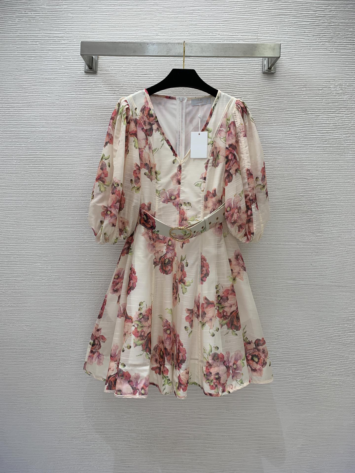 2023 Spring Pink Floral Print Waist Belted Dress 3/4 Sleeve V-Neck Knee-Length Casual Dresses Brand Same Style Designer ZW2O2253