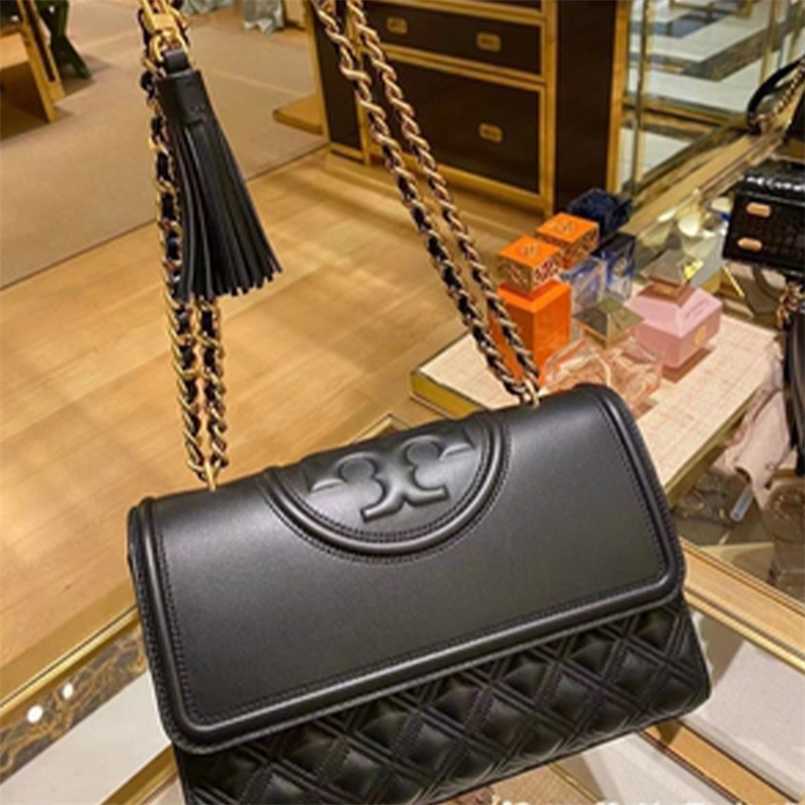 

women's bag fleming sheepskin diamond lattice one shoulder cross body tassel chain bag, Black4