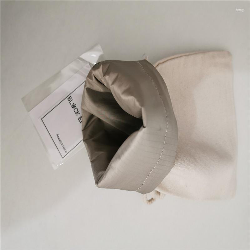 

Shopping Bags 2023 Trending Blocking Signal Phone Bag, White