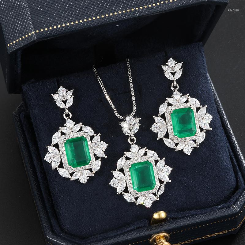 

Necklace Earrings Set Copper High Grade Beautiful Flower Large Granule Cubic Zirconia Ring Wedding Party, Picture shown